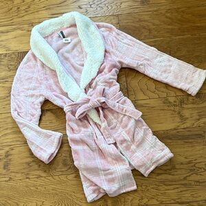 Jaclyn Intimates S/M Robe NWT